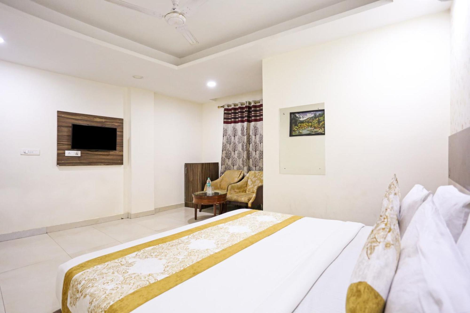 Hotel Happy Stay Delhi Airport 新德里 外观 照片
